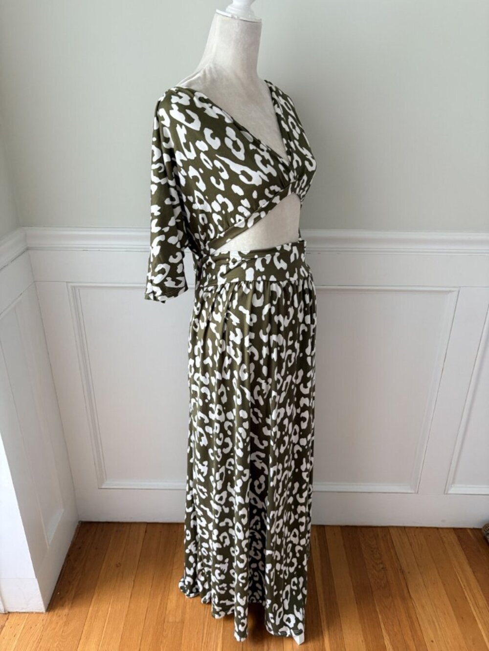 Eldridge Printed Cutout Maxi Dress Green 3X Stretch Jersey - Picture 4 of 6